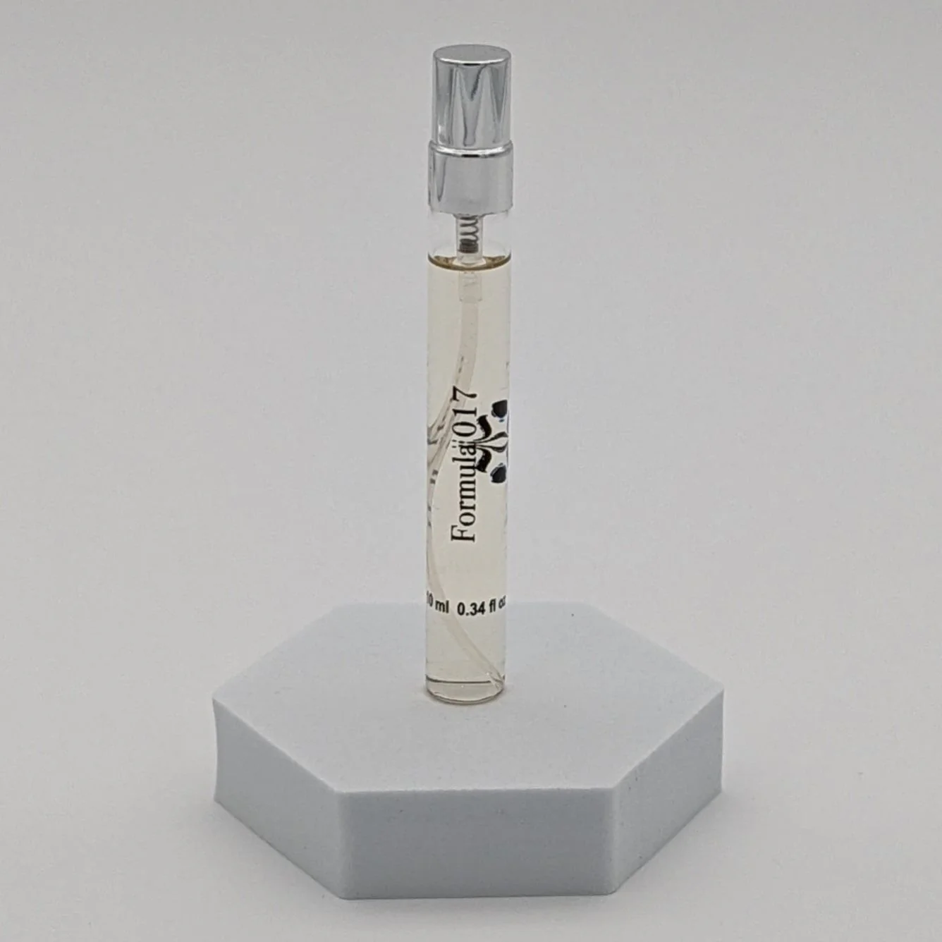 HelloHelen парфум Formula 017 10 ml