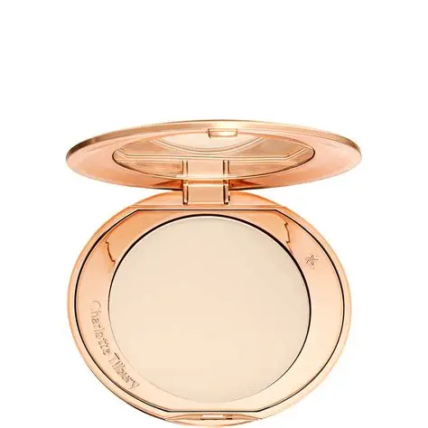 Компактна фіксуюча пудра для обличчя Charlotte Tilbury Airbrush Flawless Finish у відтінку 2 Medium