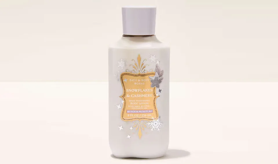 Лосьйон для тіла Bath and body works - Snowflakes & Cashmere 236ml