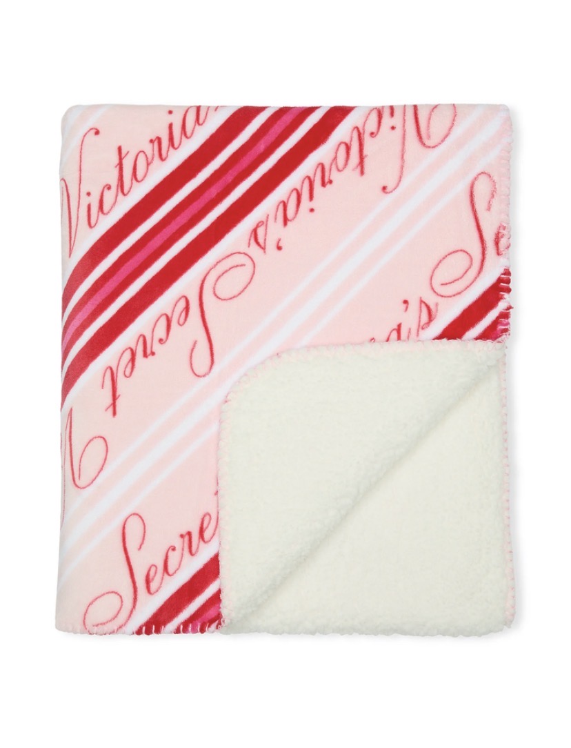 Плед-покривало Victoria's Secret Cozy Plush Blanket
