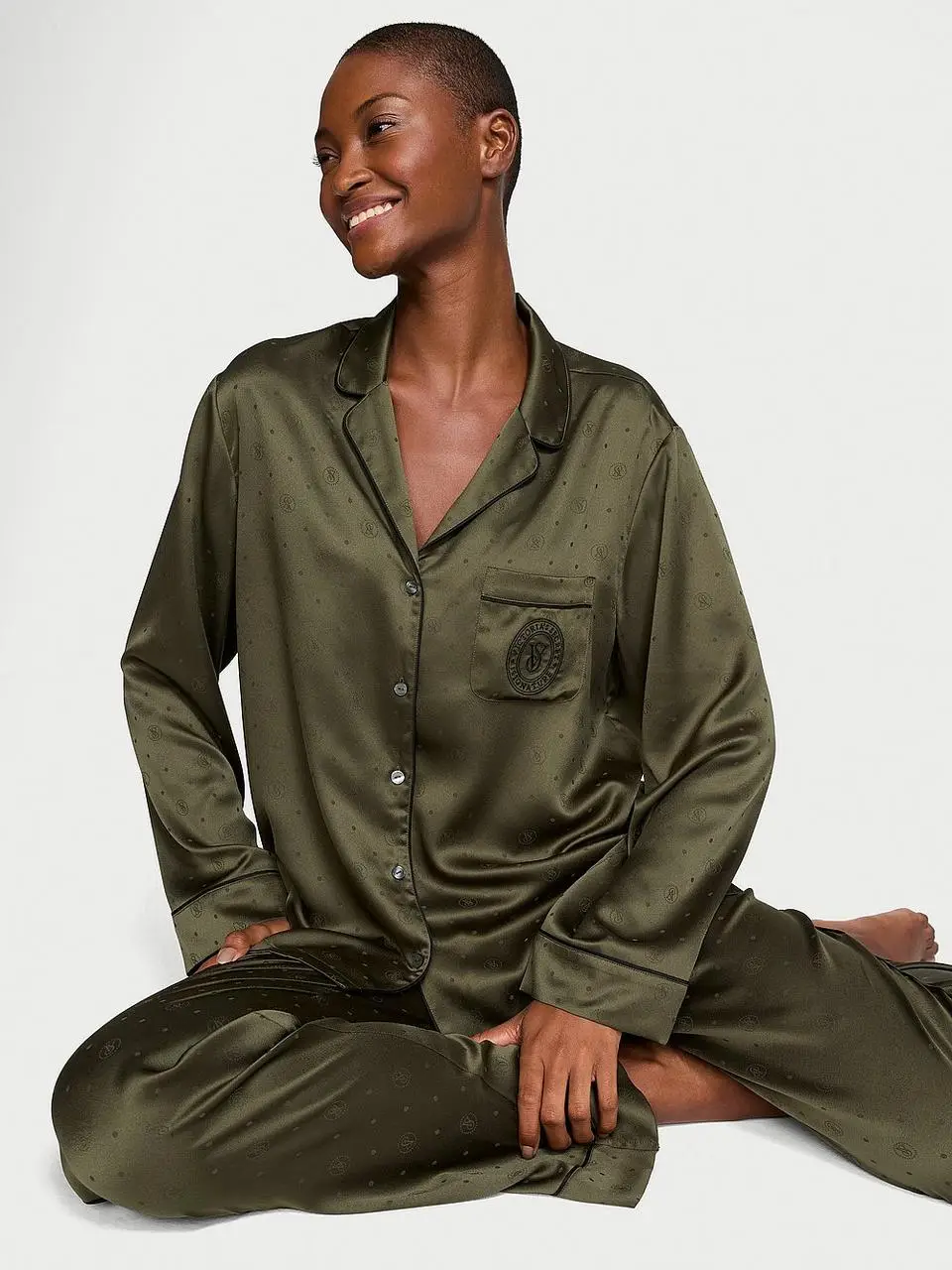 Піжама сатинова оливкова жіноча Victoria's Secret Satin Long Pajama Set розмір XS regular