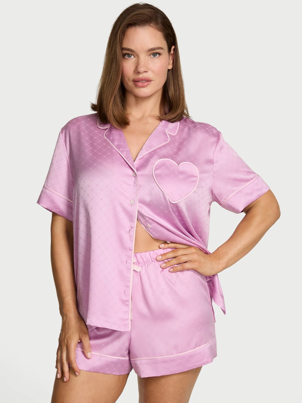 Піжама сатинова рожева з білим серцем з шортами Victoria's Secret Glazed Satin Heart Short Pajama Set Size XS