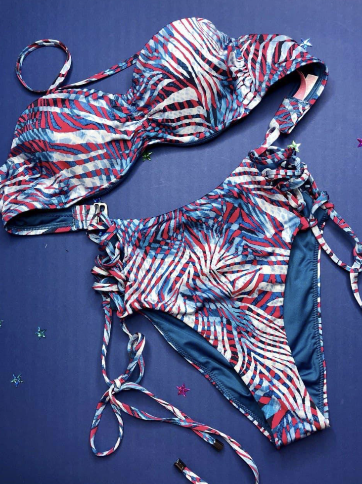 Купальник біло-червоний Victoria's Secret Size бюст 36B, низ S