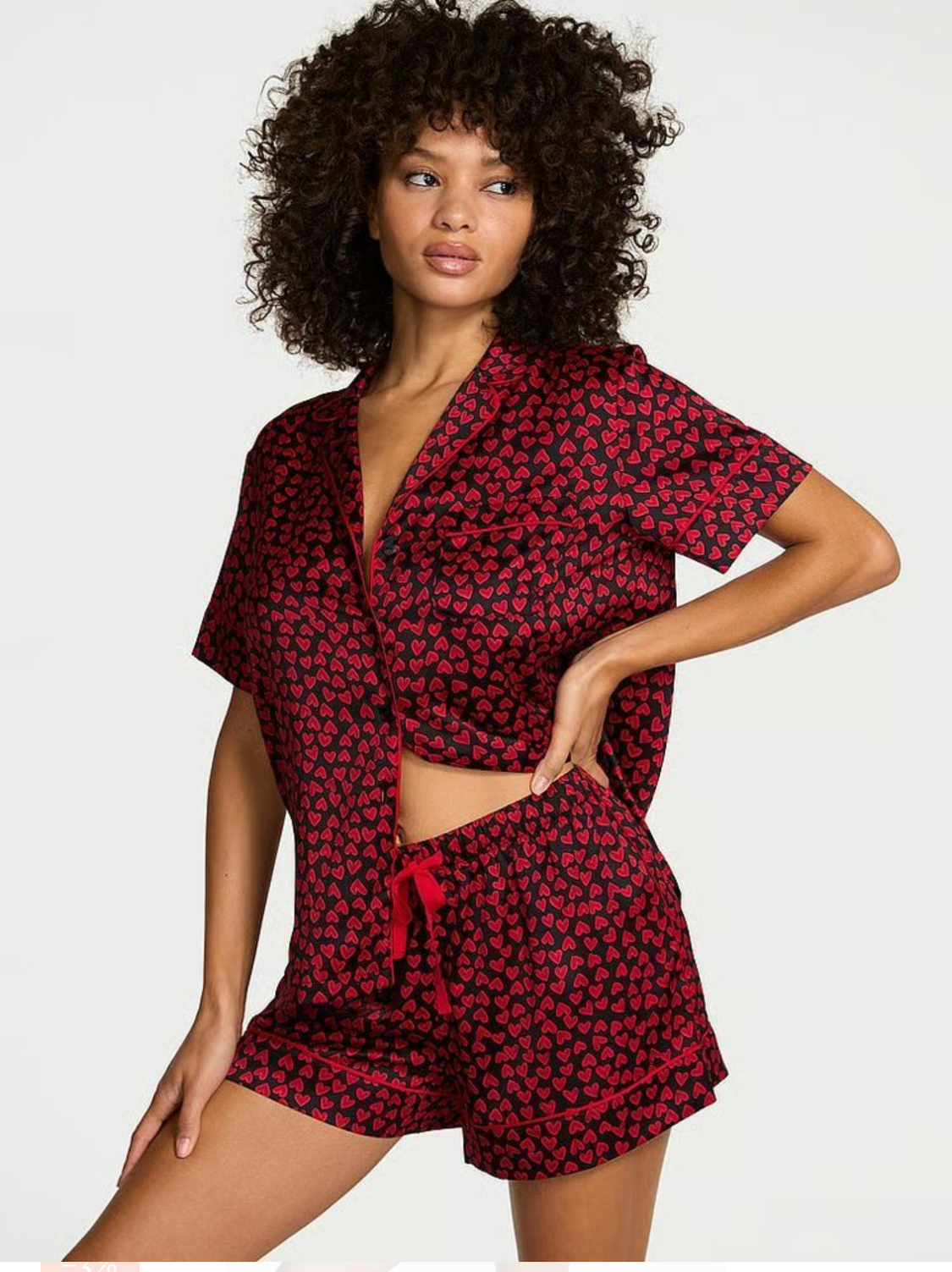 Сатинова чорна піжама з червоними серцями Victoria's Secret Signature Glazed Satin Short Pajama Set Size S