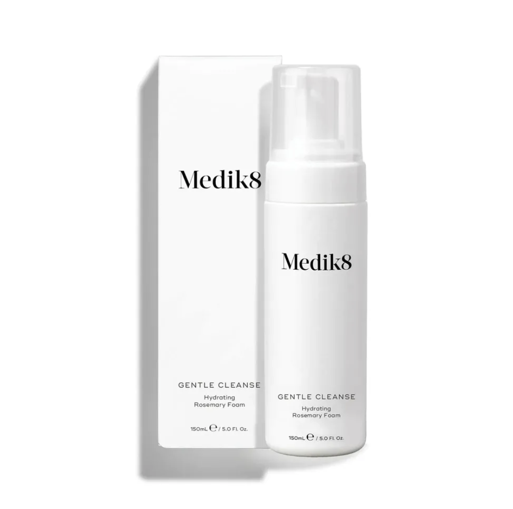 Зволожувальна пінка для вмивання з розмарином Medik8 Gentle Cleanse 150ml