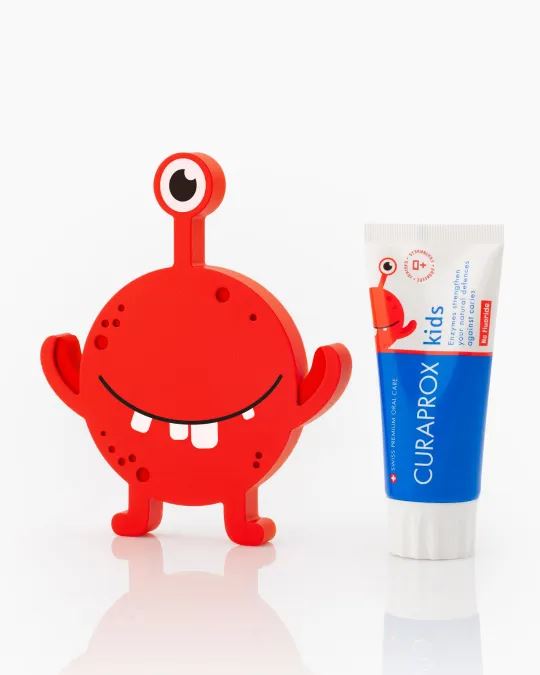 Зубна паста Curaprox Kids дитяча без фтору, з 0+ років, полуниця 10 мл