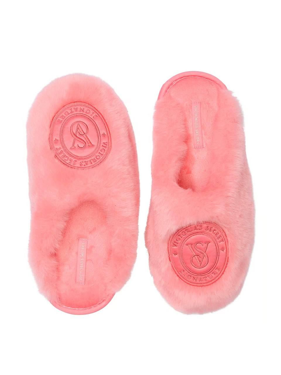 Домашні тапочки Victoria's Secret Closed-Toe Faux Fur Slippers
