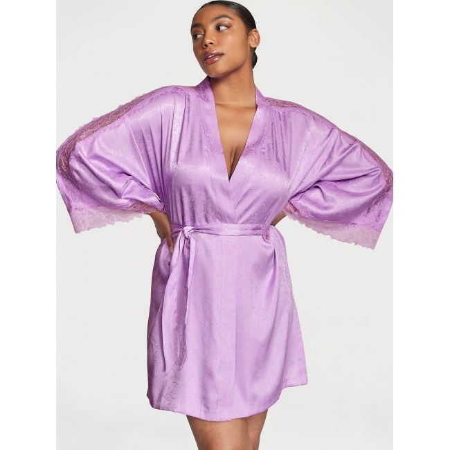 Халат з мереживними вставками Victoria's Secret Lace Inset Jacquard Robe, Бузковий M/L